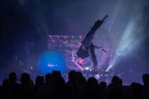 Huntrix – The Experience